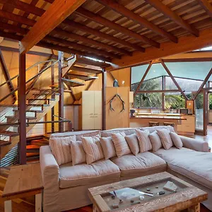 3* Bed & Breakfast The Dome House